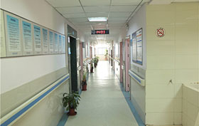 合肥中山医院科室走廊